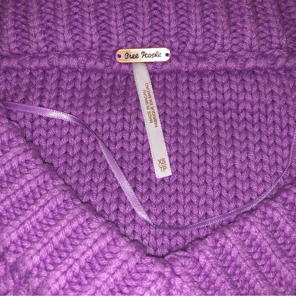 NWOT Alli V-Neck sweater by Free People in size XS - Picture 12 of 15